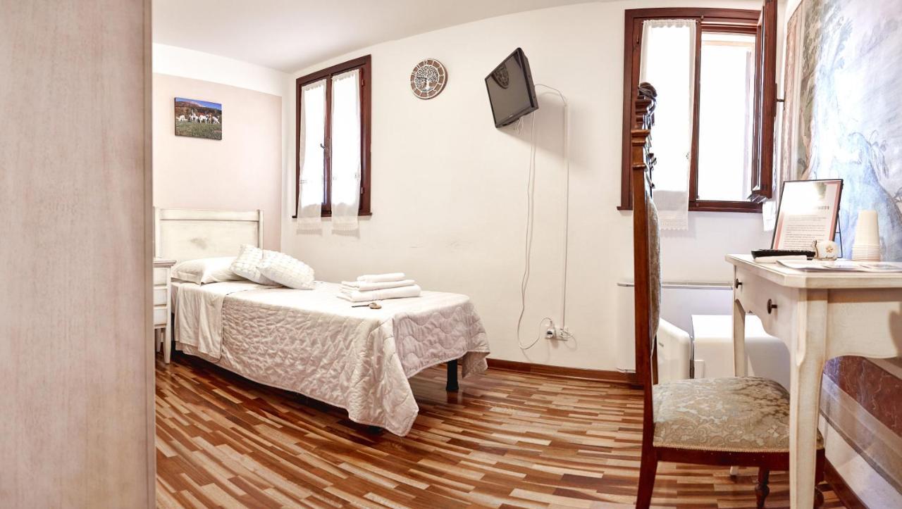 Agriturismo La Foscarina Vescovana Eksteriør billede